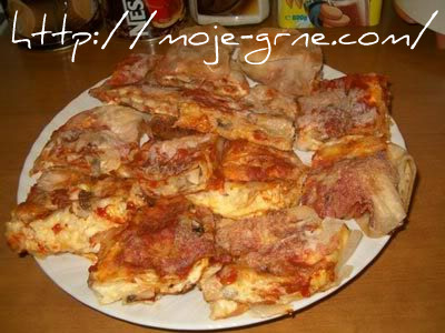 Pita od ajvara i šampinjona Pita od ajvara i šampinjona