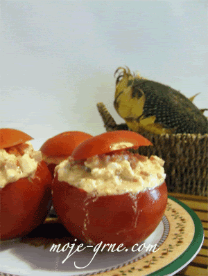 Punjeni paradajz Punjeni paradajz