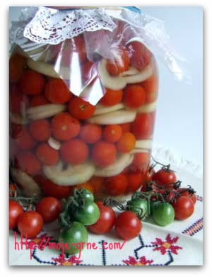 cherry-paradajz-sa-lukom cherry-paradajz-sa-lukom