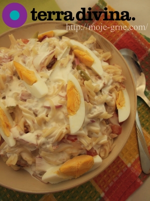 salata sa tunjevinom222 salata sa tunjevinom
