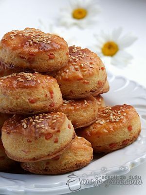 pogacice sa feta sirom4 pogacice sa feta sirom