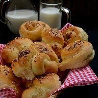 Rol virsle Roll hot dogs