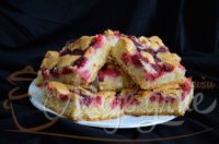 Bakin kolač sa malinama Bakin kolač sa malinama