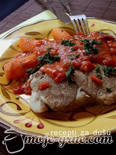 Kuvana junetina u sosu od paradajza - Rinflajš i Juneća supa