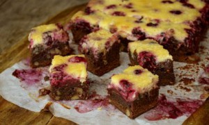 Čizkejk - brauni sa kupinama