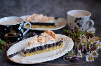 Pita sa makom i marmeladom