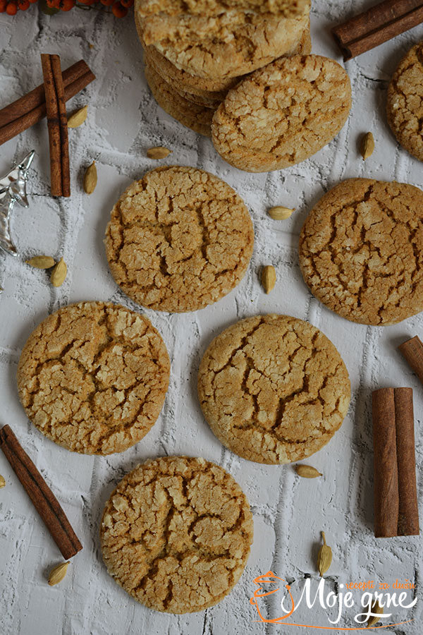 Džindžerbred kolačići (Gingerbread Crinkle Cookies)